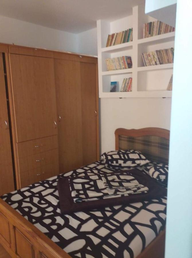 Apartament Cu Regim Hotelier In Dr.Tr. Severin Drobeta Turnu Severin Ngoại thất bức ảnh
